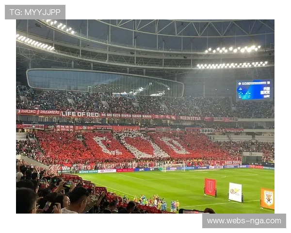 梅州客家投资人魏晋平获球迷TIFO致敬，感恩投入